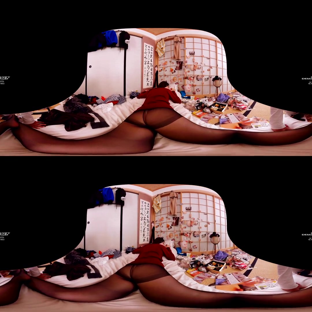 Super-Real Chikan 3 - Dark Erotic Fantasy Brought to Life in VR