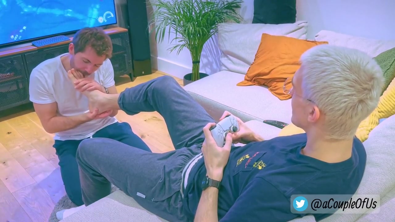He Sucks On My Toes And Cock While I Play Games Feetplay Blowjob 4k Uhd