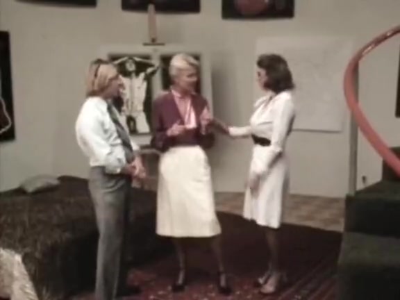 Juliet Anderson, Lisa De Leeuw, Little Oral Annie in classic porn movie