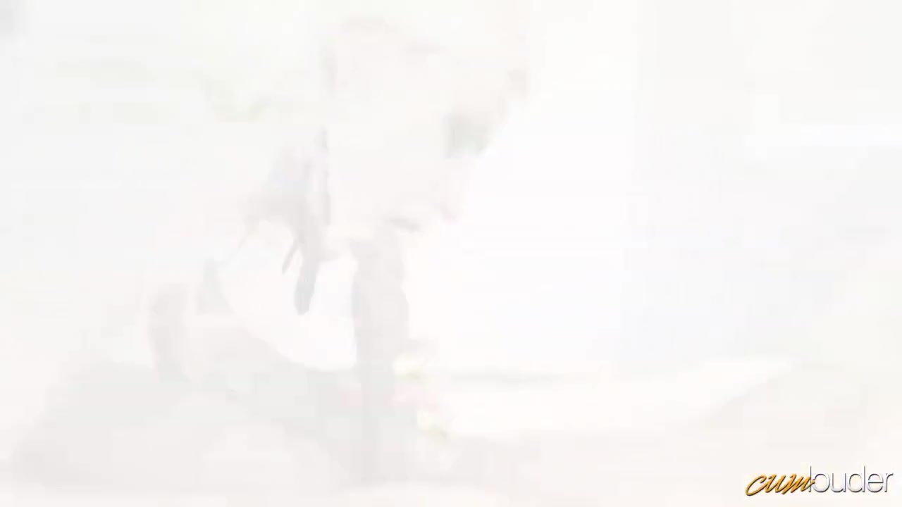 Blonde Going Orgasmic