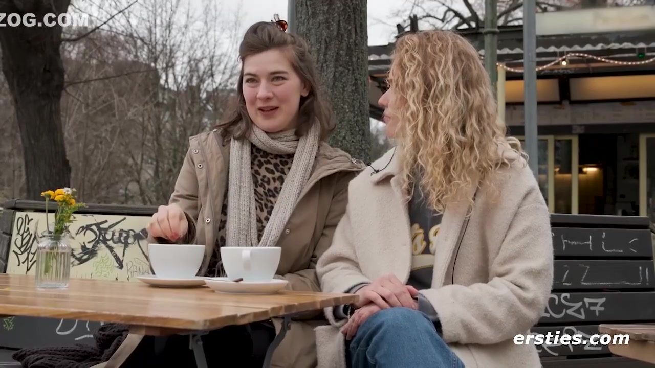 Amanita Und Sally D Beim Lesbischen Date Mit Hohepunkt