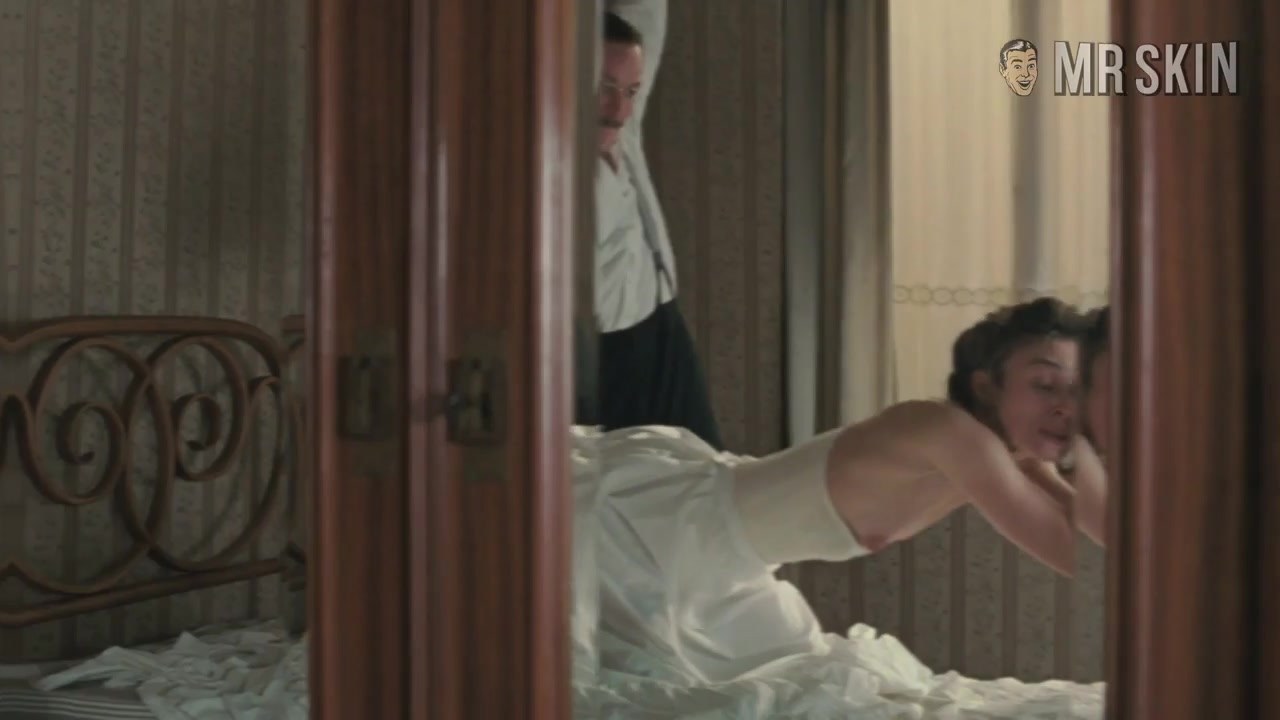 Strap-On Sex, Keira Knightley's B-Day Spanking, And More - Mr.Skin