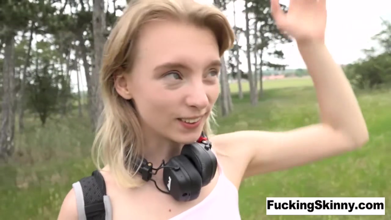 Skinny Lesbians in Nature - Fuckingskinny