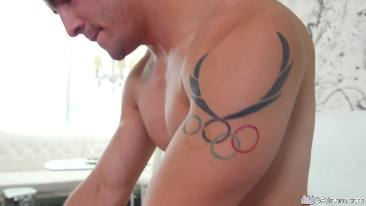 Tight Muscles, Tight Ass - MassageBait