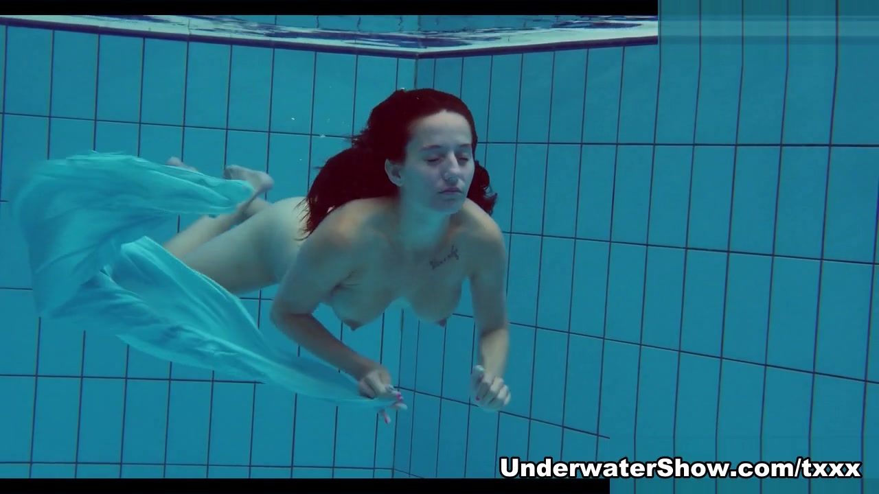 Piyavka Video - UnderwaterShow