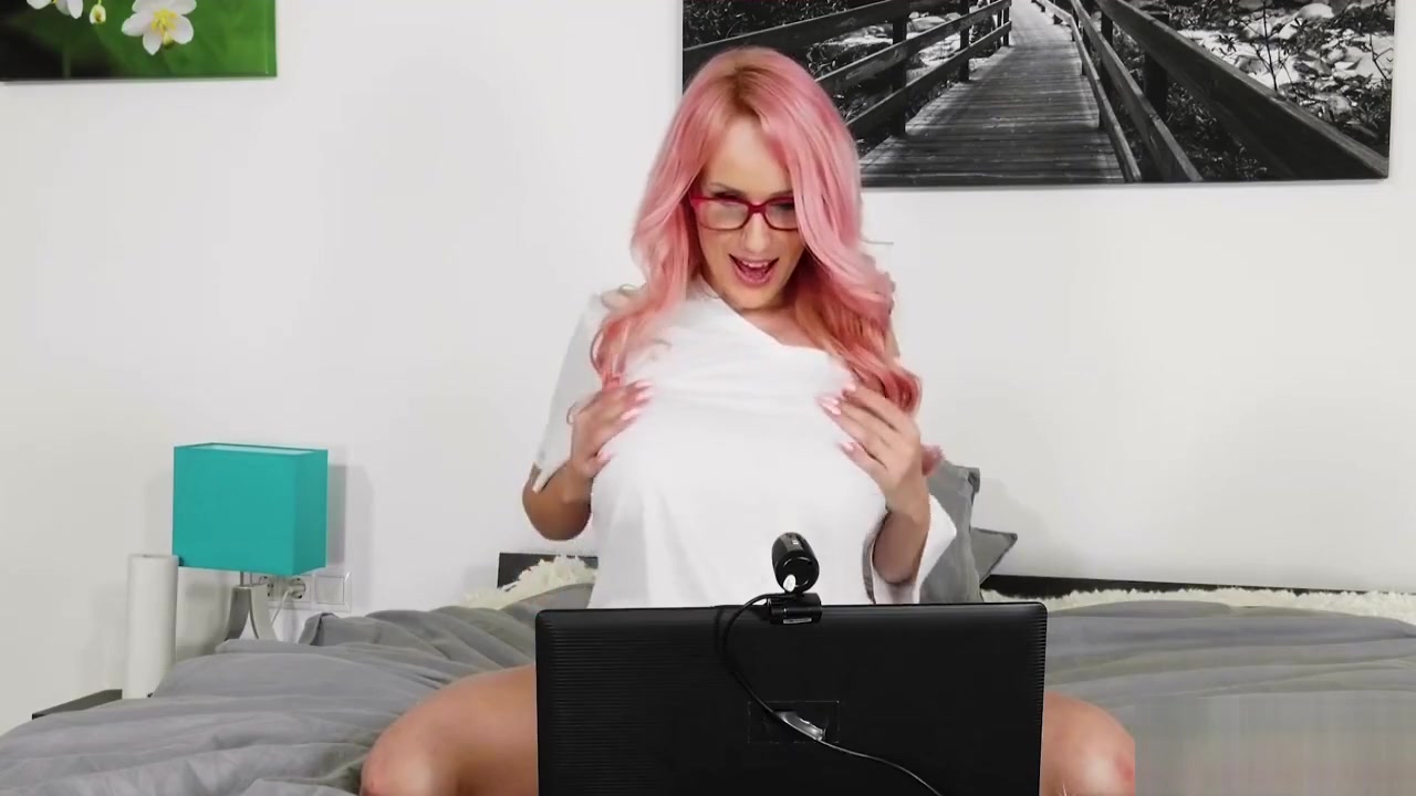 Angel Wicky In Stepsis On Live Fucking