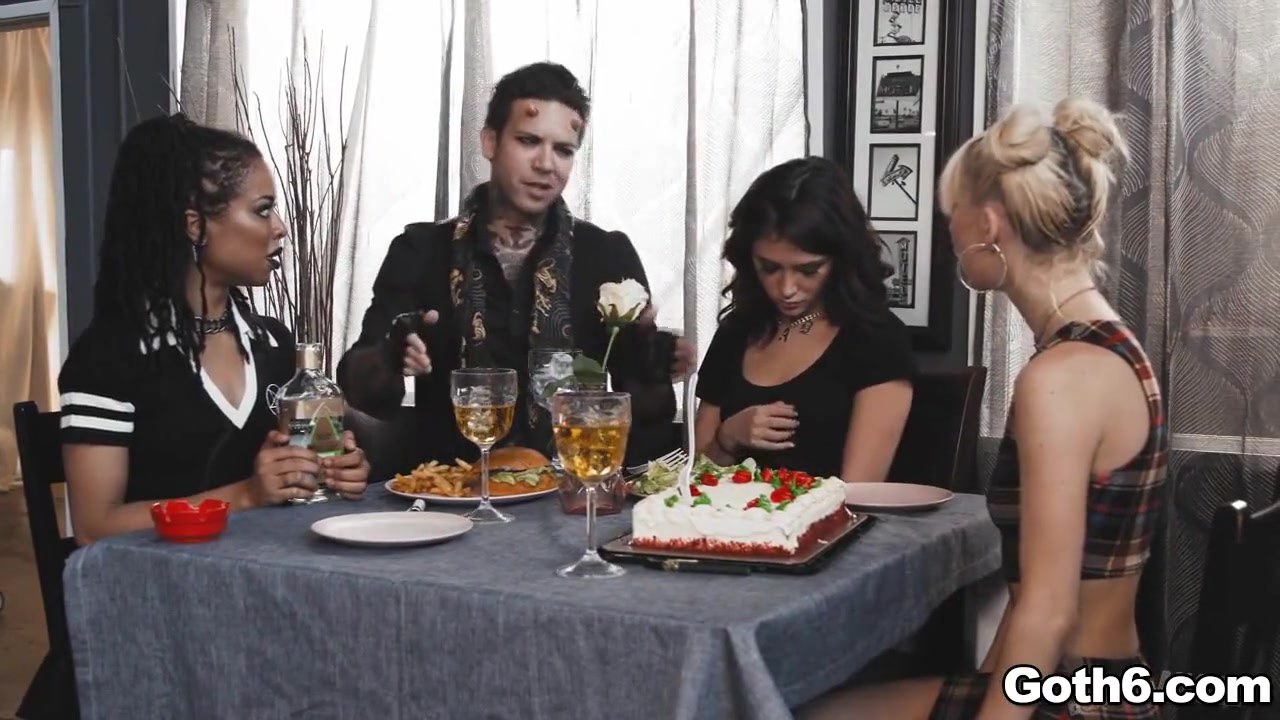 Jane Fucked Tommy To Save From Her Wicked Friends