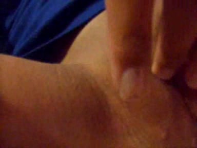 This shaved nice Latina pussy won't leave anyone indifferen?