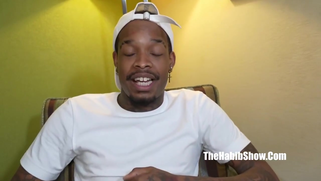 Ambitious Booty Loves To Deepthroat N Slob On Pimpininahbon