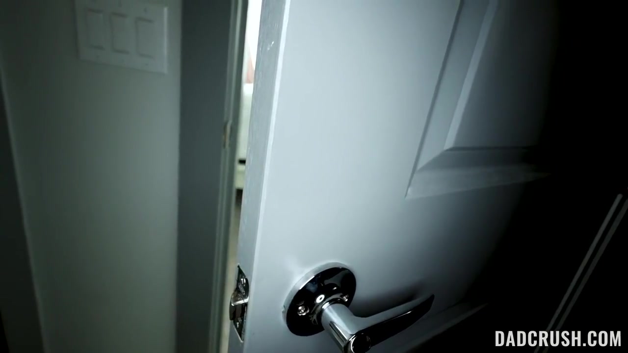 Chloe Rose - New W-hat Doe-s Thi-s Butt-on D-o 10-10-2023 Streamvid.net