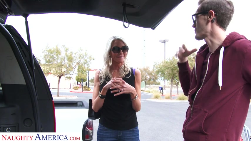 MILF blondie, Emma Starr, needs someone to CUM inside her wet pussy - naughtyamerica