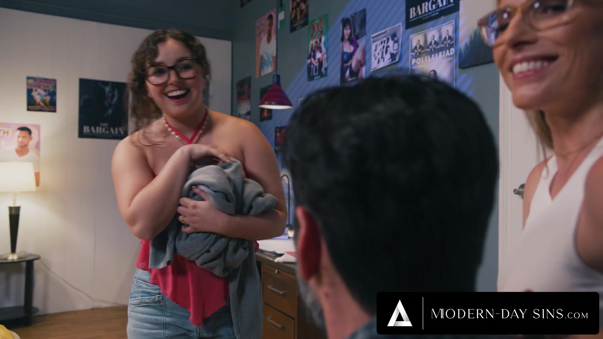 MODERN DAY SINS Pervert MILF Cory Chase Lures Stepdaughter In Law Leana Lovings Into FFM Threesome