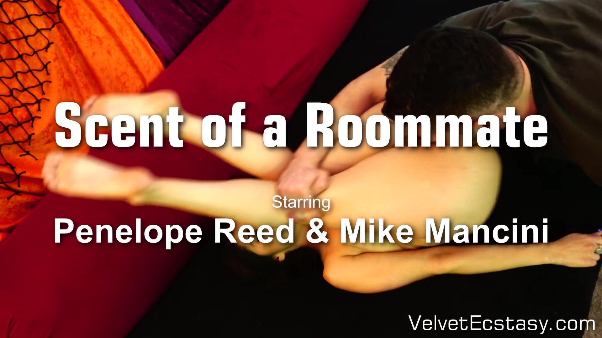 Scent Of A Roommate - VelvetEcstasy