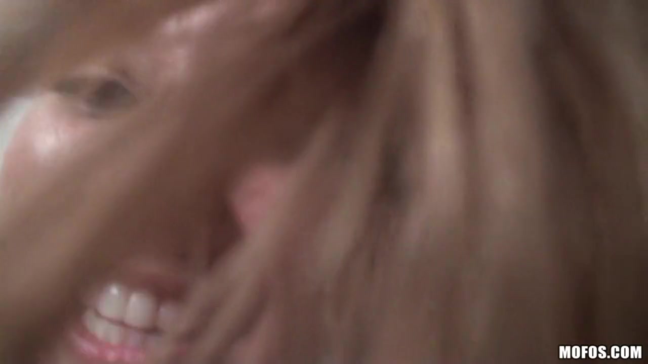 Stacey Hopkins - Tan Web Camera