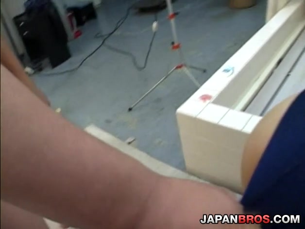 Hot Asian making an eye-glassed dude a lucky man