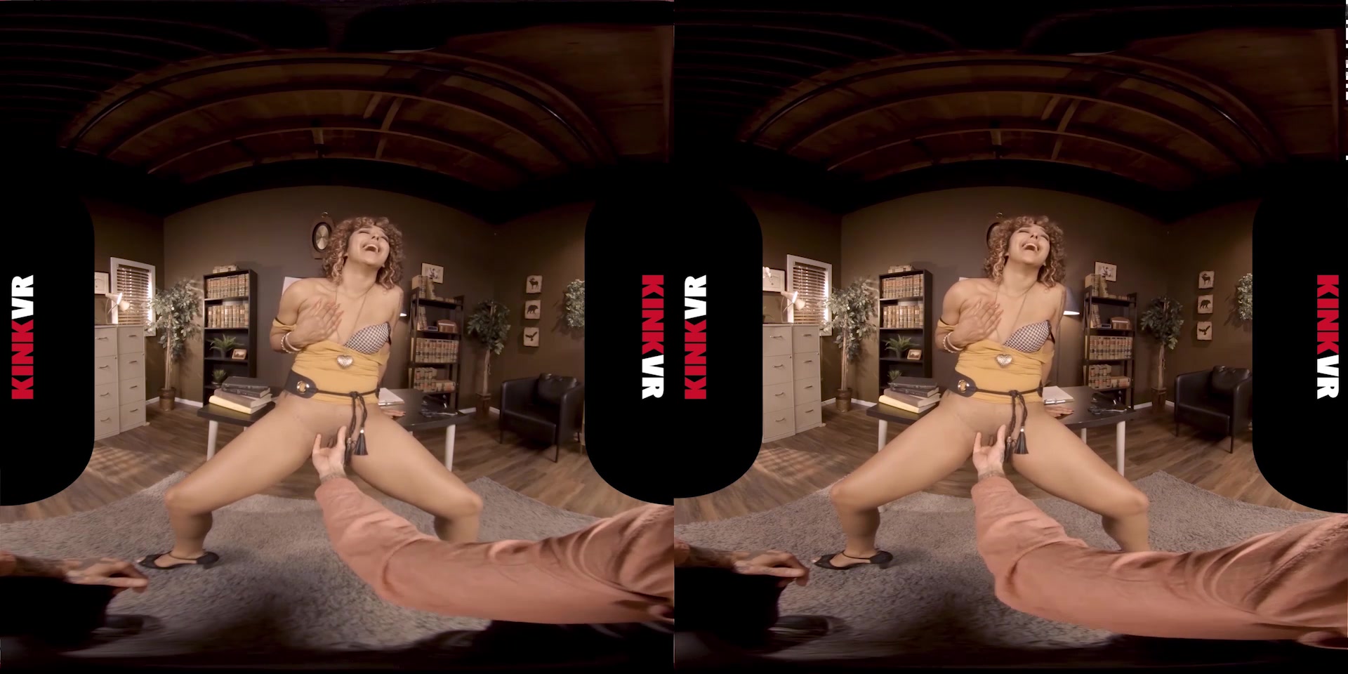 Daisy Ducati in Bruising Business - KinkVR