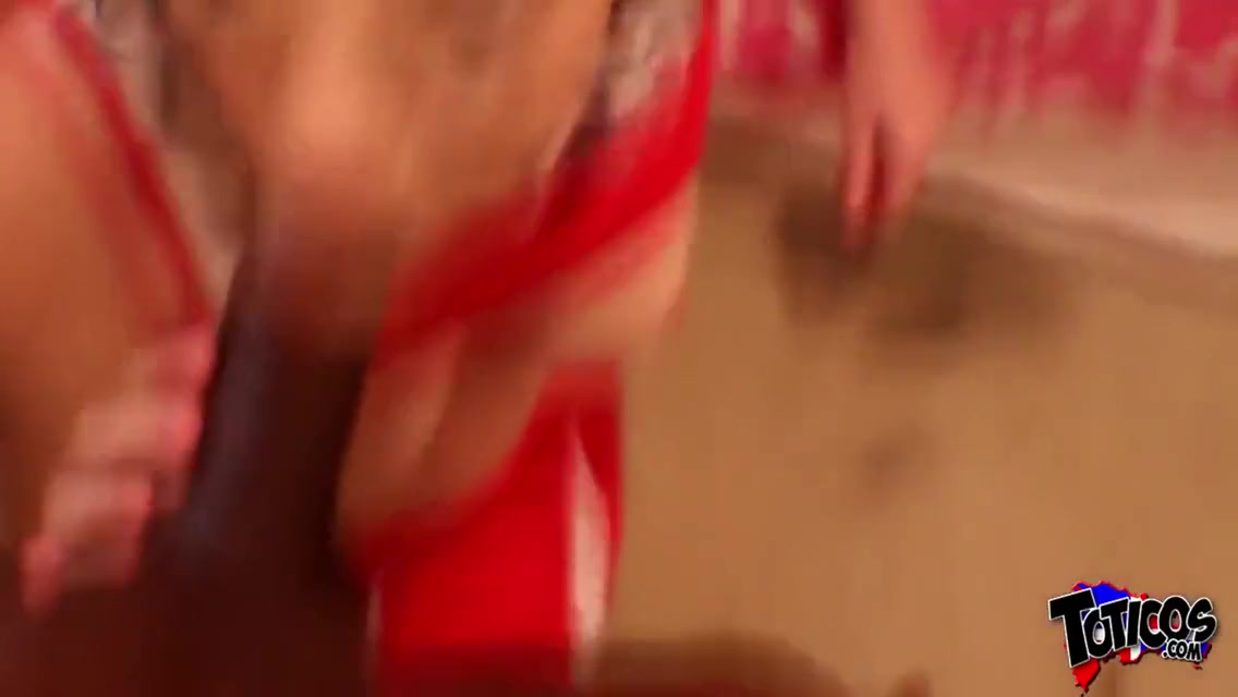 Sexy Cheerleader Gets Caught Masturbating And Sucks A Fat Bbc 4 Min - Aries Ackerman