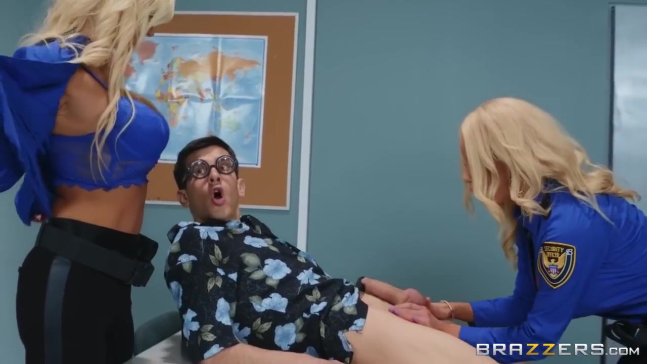 Brittany Andrews, Jordi El Nino Polla And Nicolette Shea In Nerdy Guy Fucked