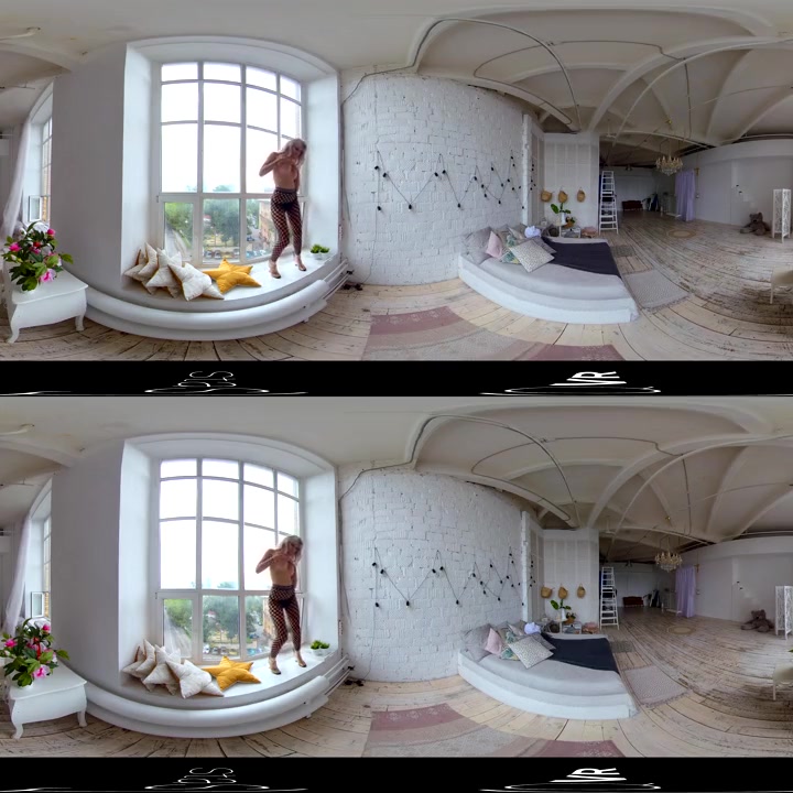 VR porn - Fishnet Goddess - StasyQVR