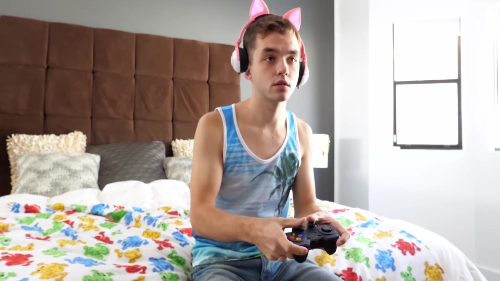 Marcus Rivers And Dillon Diaz - Gamer Stepson Rides Stepdads Black Cock 19 Min