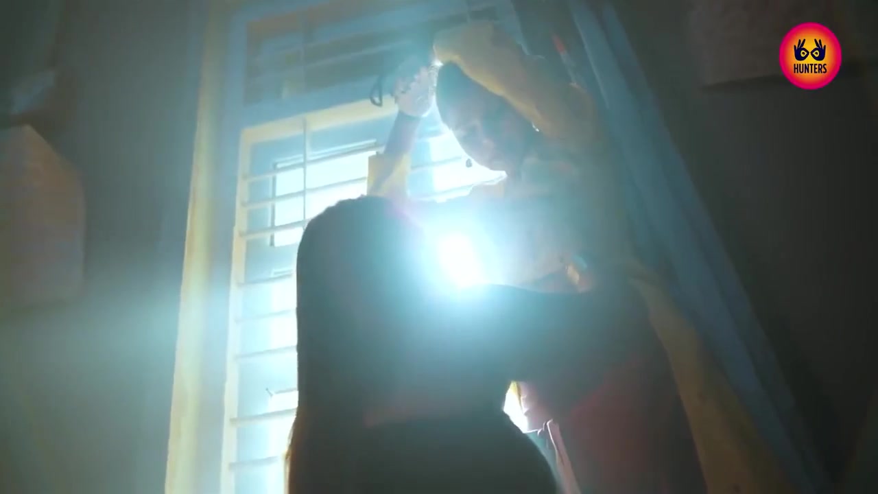 Girvi 2023 Ep1-3 Hunters Hot Hindi Web Series