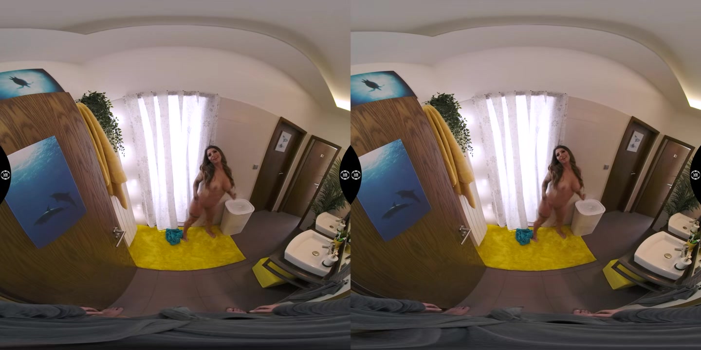 Lily Veroni in the Bathroom - VRHARD