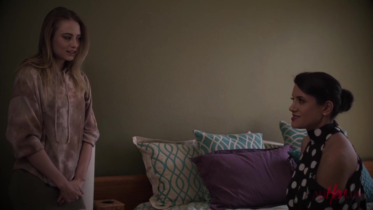 Kyler Quinn And Penney Play - Lonely Lesbians