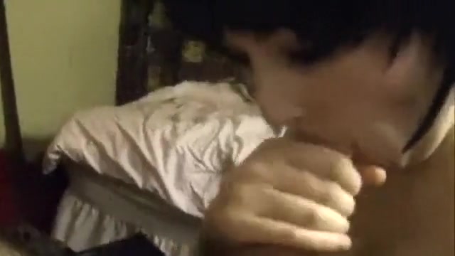 Humongous weenie has its own access in her mouth
