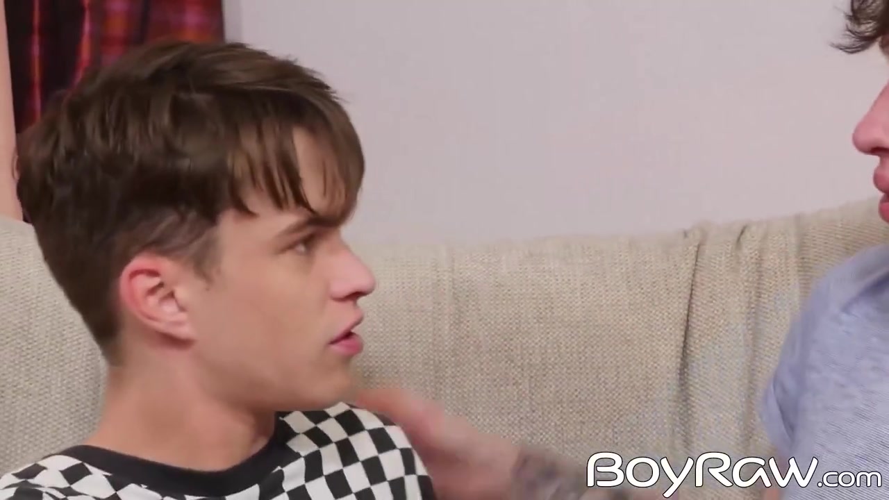 Sexy Twink Seduces Skinny Stud With Jean Gilliam And Yacob Marx