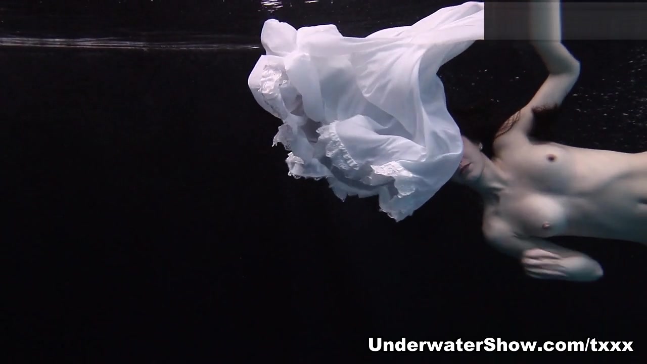 Andrejka Video - UnderwaterShow