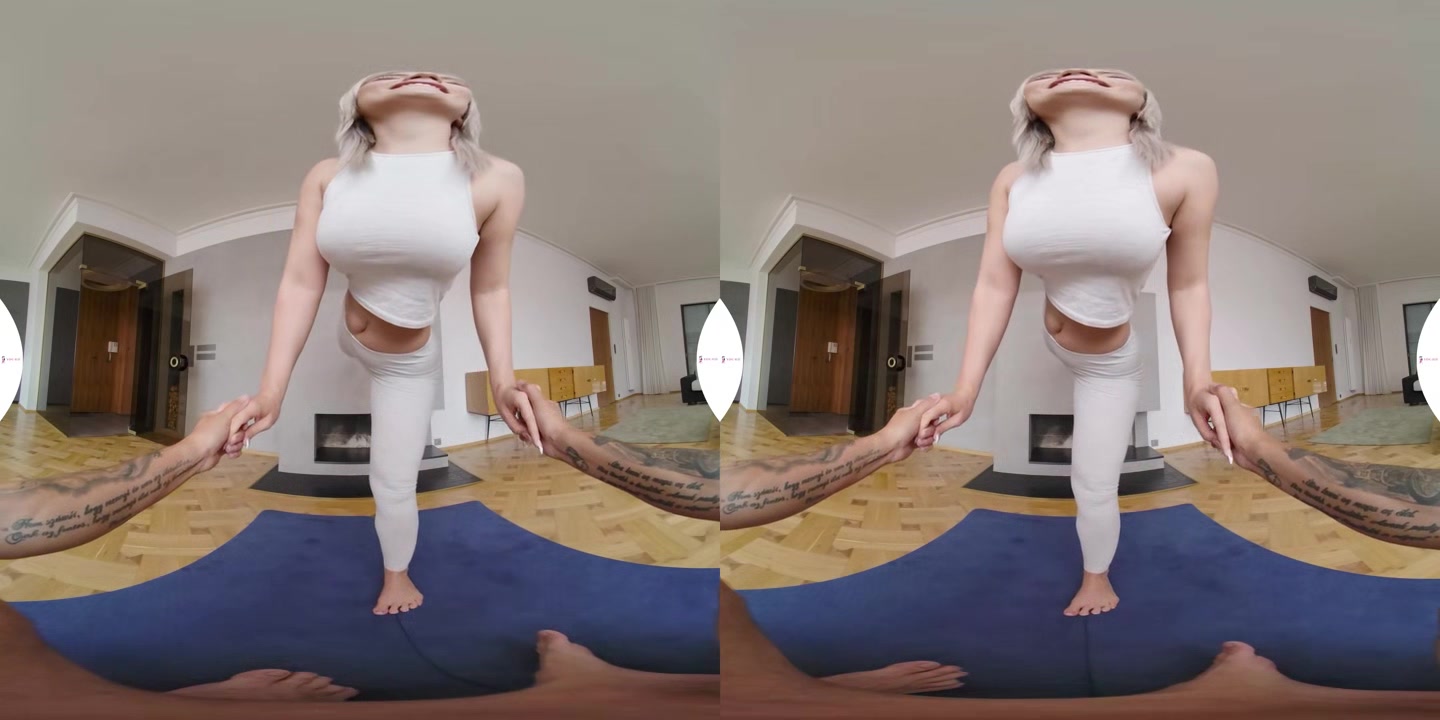Naughty Babe Sharon White Fucks In Ripped Yoga Pants - YogaVR