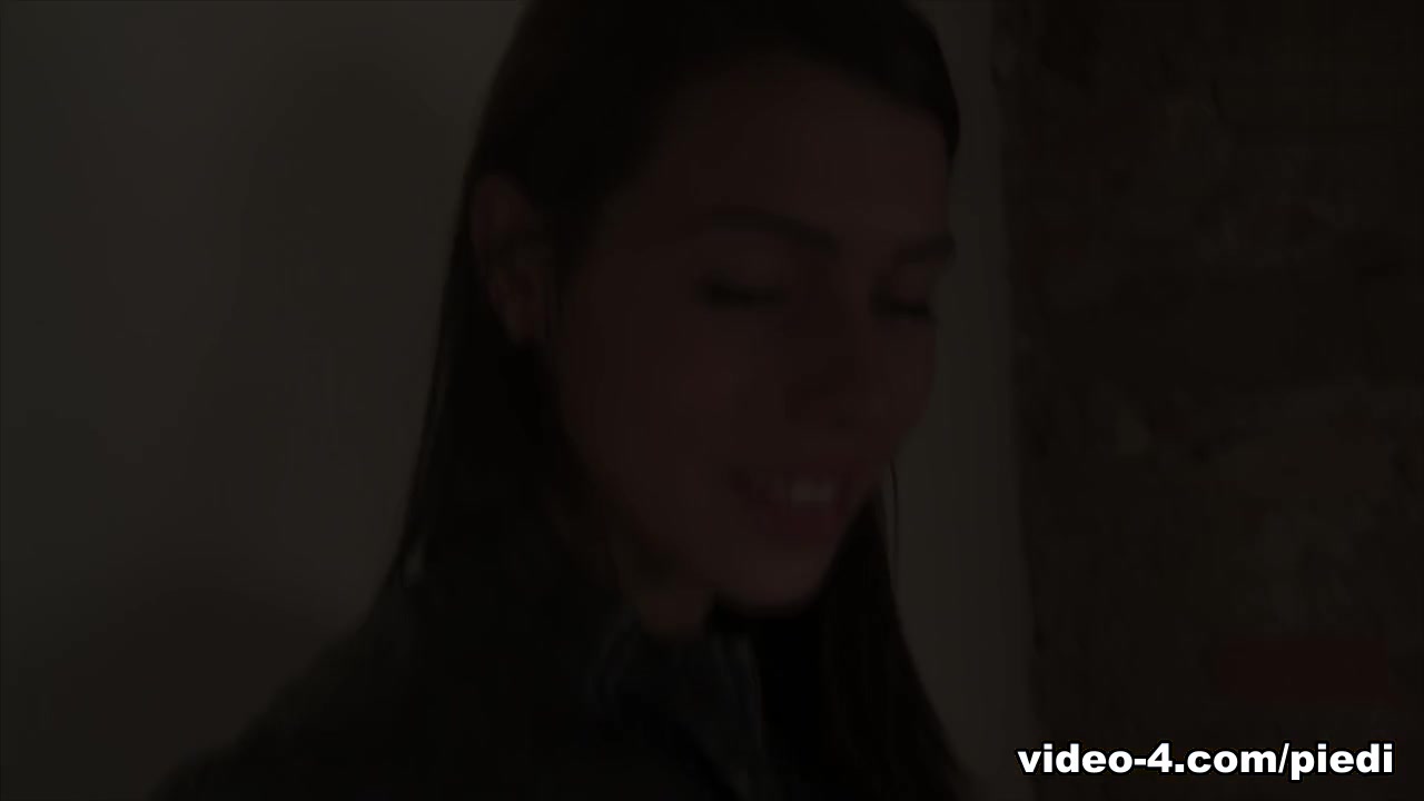 PassionePiedi Video: Petra