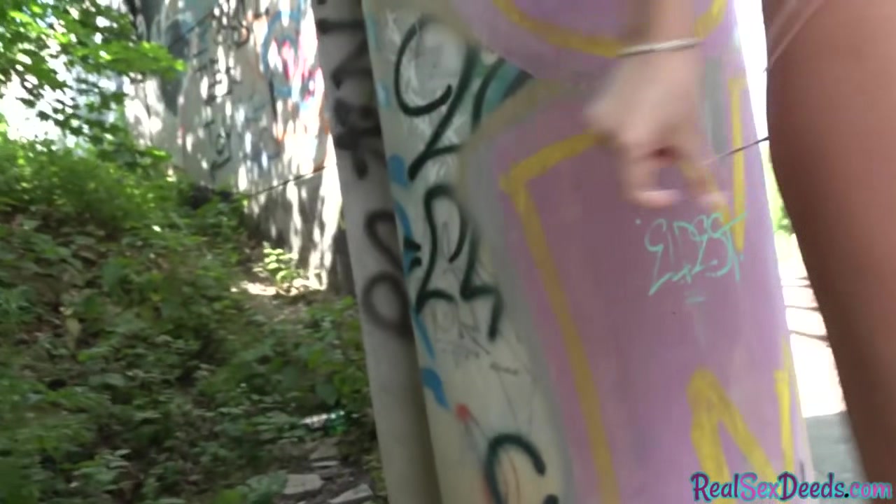 Cheap public slut POV fucked outdoor 4 cash after deepthroat