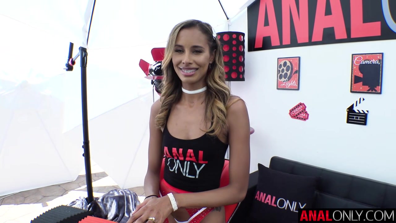 Kylies In The Mood For Anal
