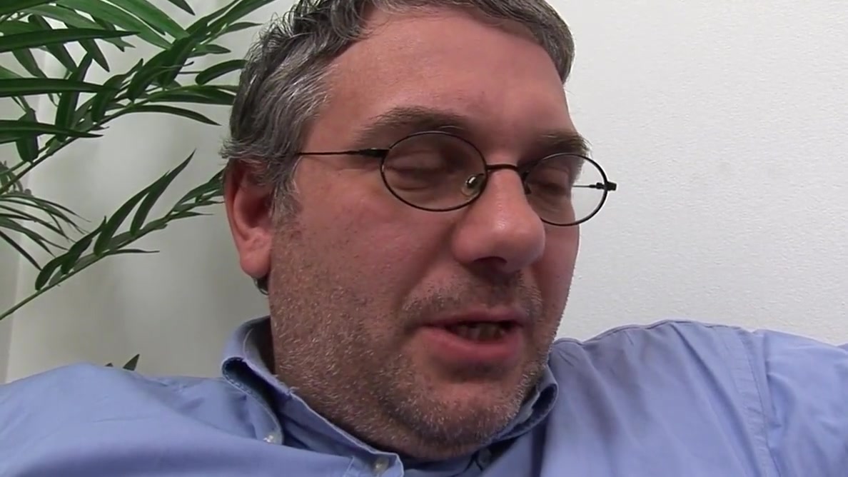 Puttanella Per Un Cazzone Maturo