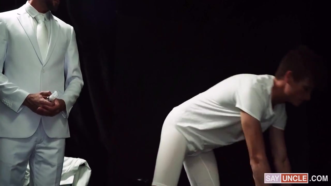 T-shirt Torn And Teasing - Johnny Ford And Tyler Stone