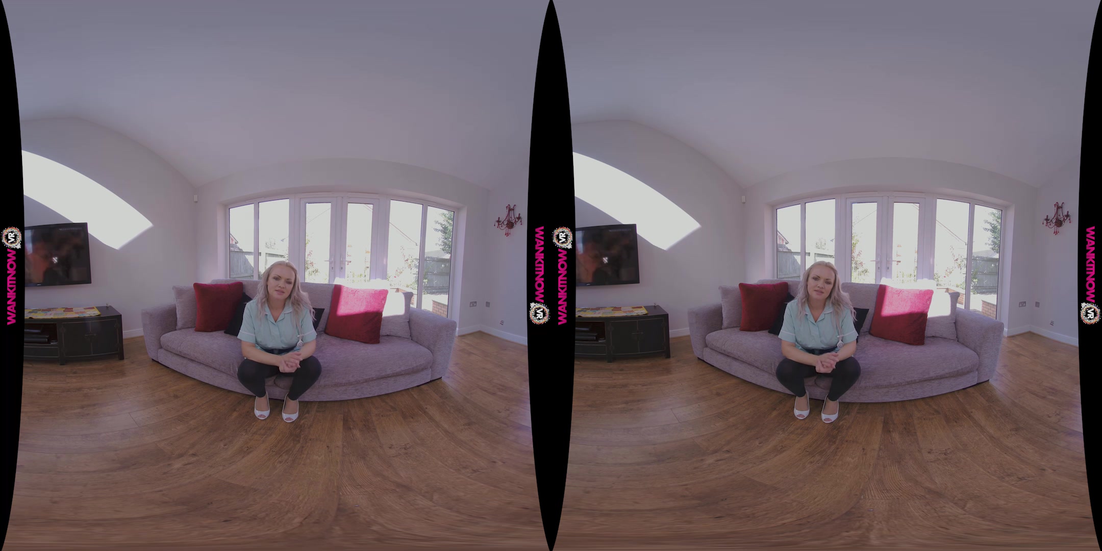 Help Your Boner featuring Frankie Babe - WankitNowVR