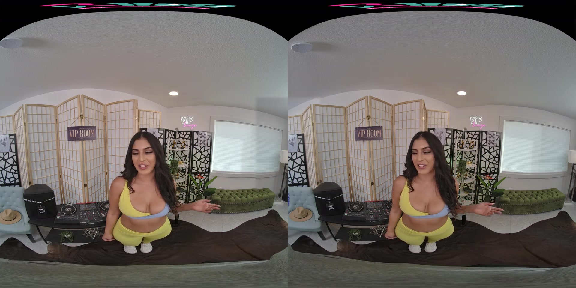 Sophia Leone & Mike Mancini - VRHush