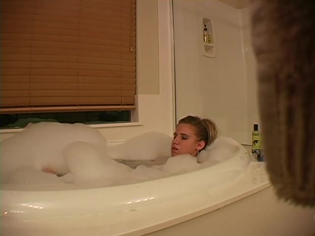 Nice passionate masturbation in the bathtub