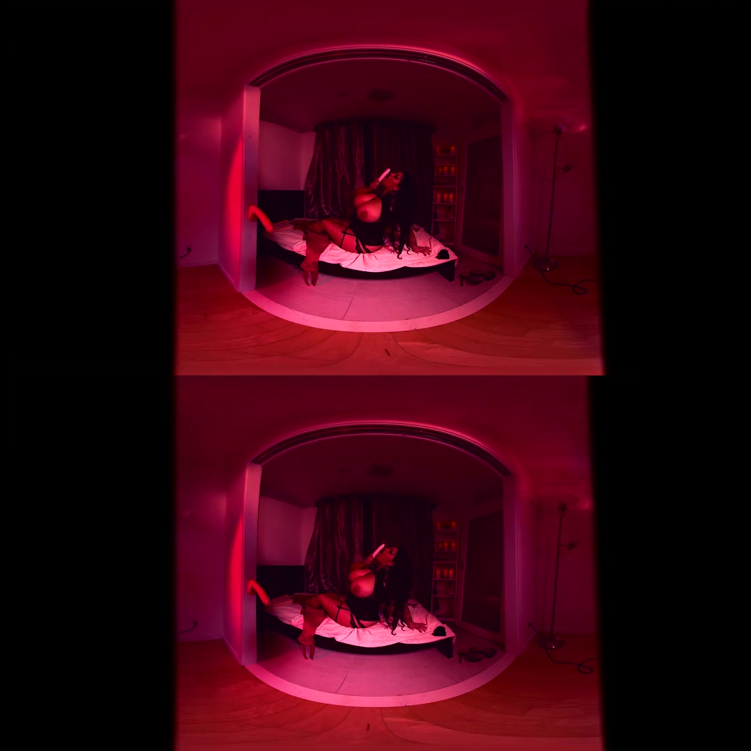 Samantha Mack in Red Light Special 1 - HoloGirlsVR