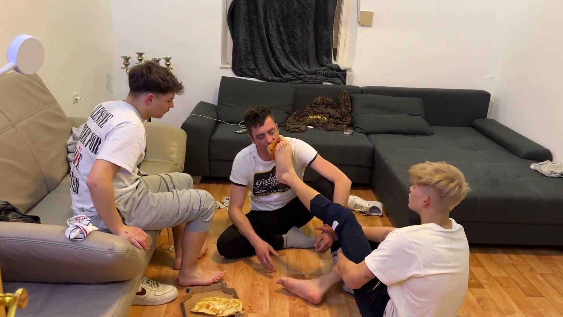 German Master boys feet pizza