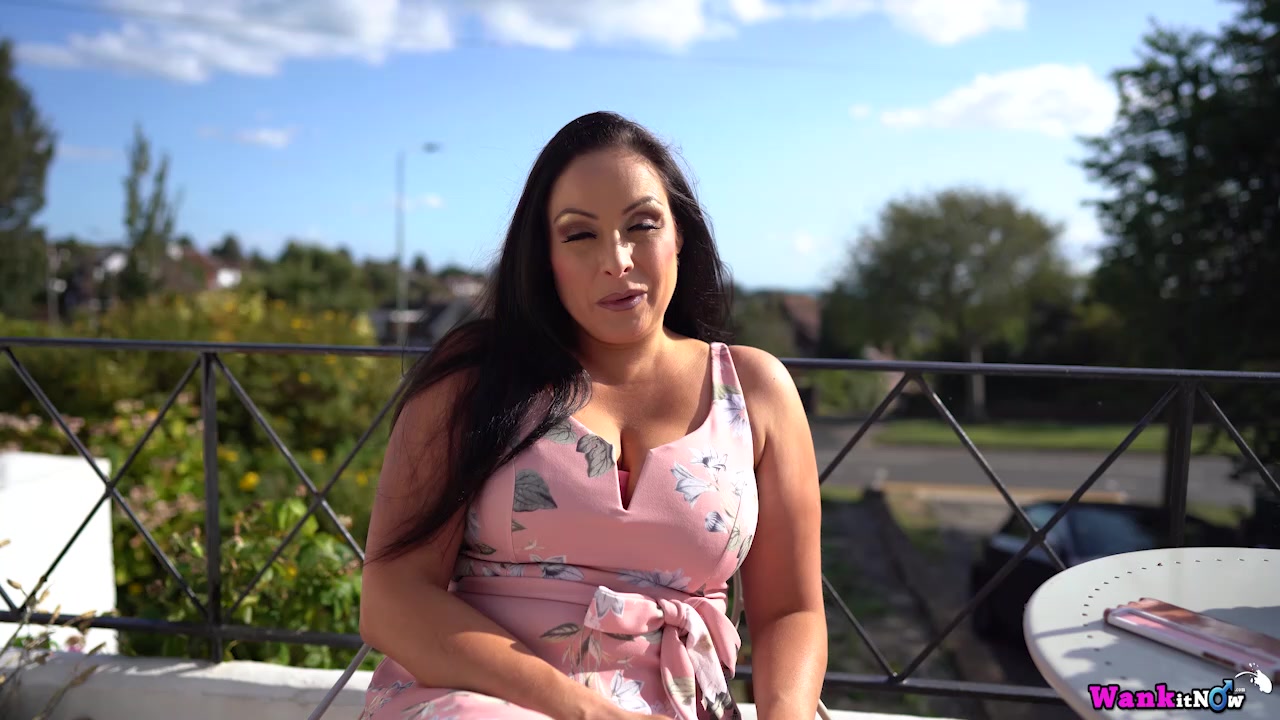 Sophia Delane - Sneaky Fun - Sexy Videos - WankitNow