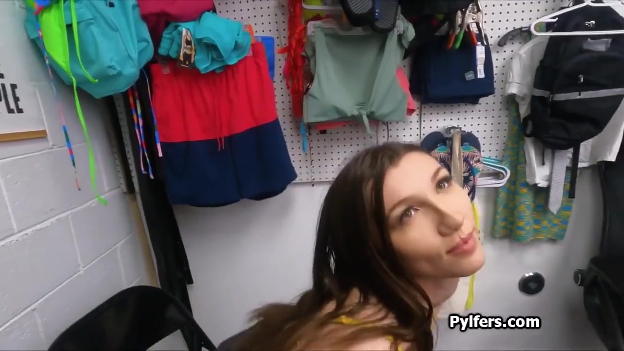 Brunette Wanted To Get Busted By The Mall Cop