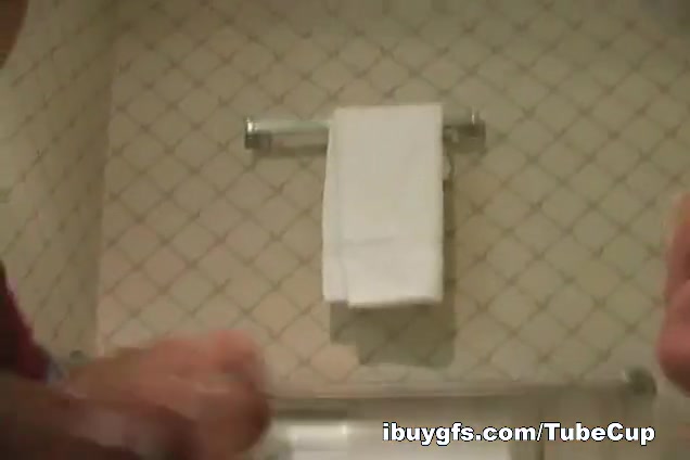 IBuyGFs Video: Nicole Bath Handjob