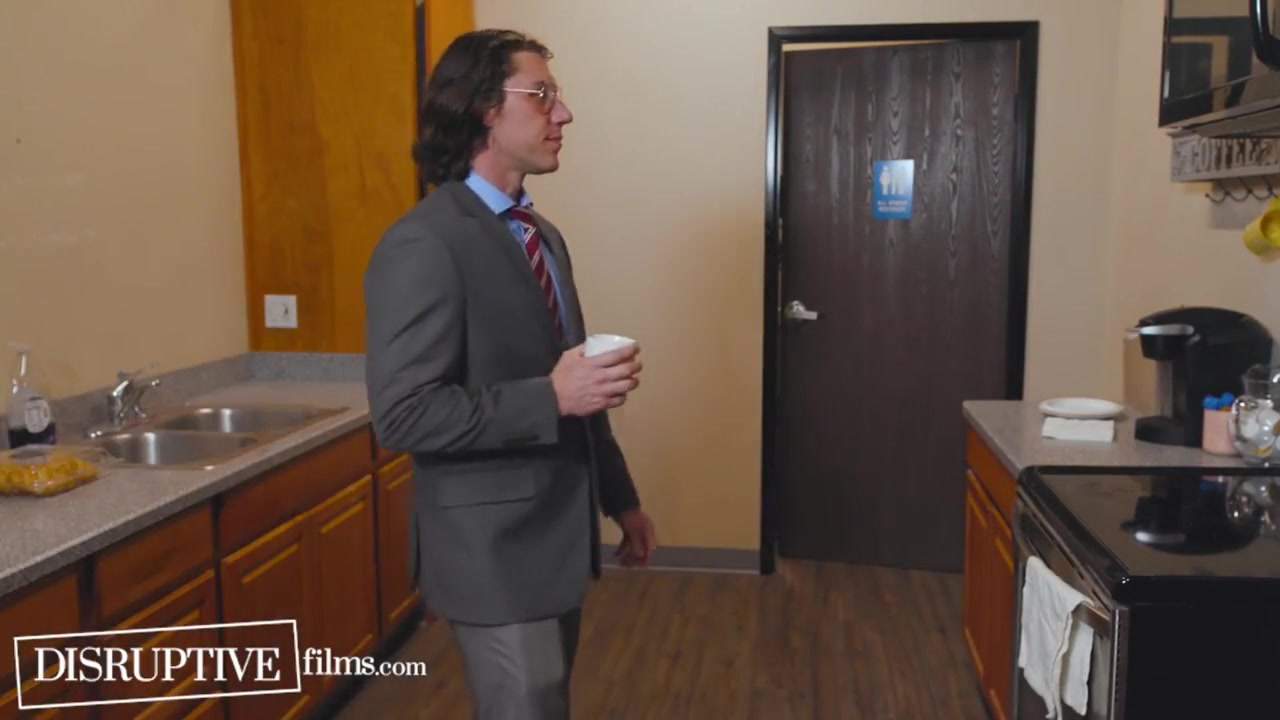 Awkward Hunk Finally Fucks Boss At Work - The Office Ga