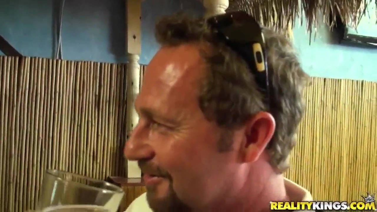 Hunter has an affair with a skinny bartender girl