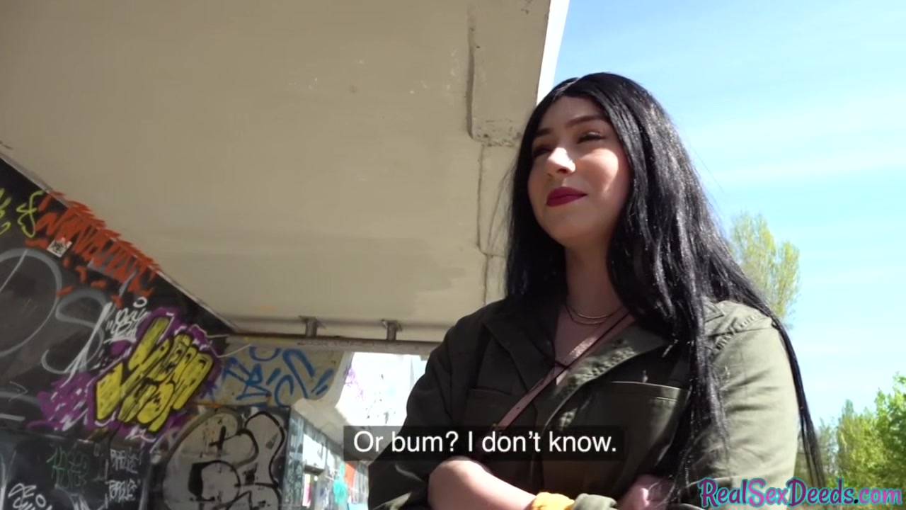 Public POV babe enjoys outdoor paid sex after casting