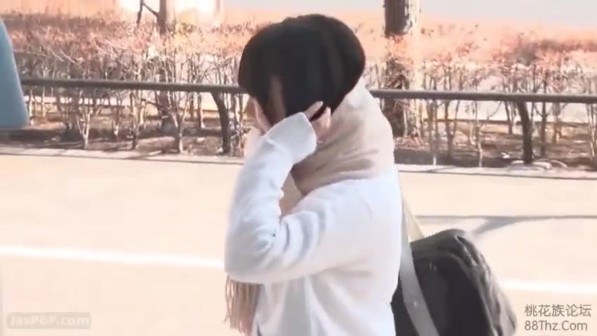 250407モニター調査で割れ目にズコバコj1