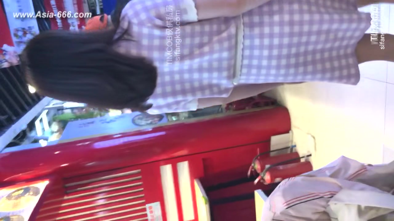 peeping chinese amateur upskirt.109