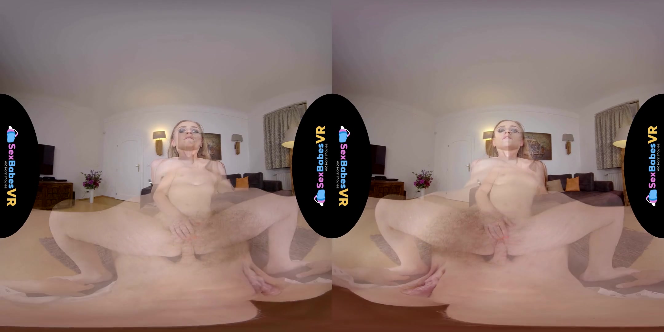 Lady Bug in Little - SexBabesVR